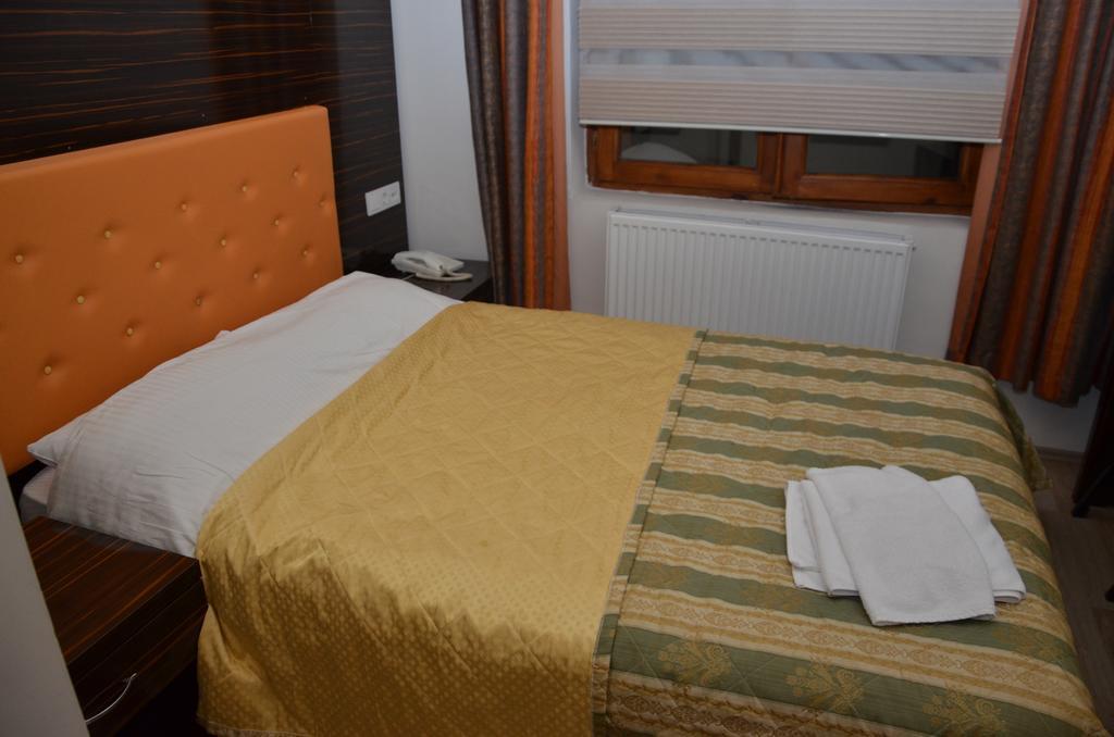 أنقرة Ozkonak Hotel الغرفة الصورة